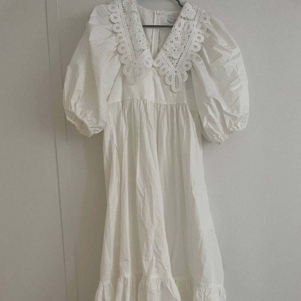 Brand new, never worn! Hunter Bell size xs white maxi dress